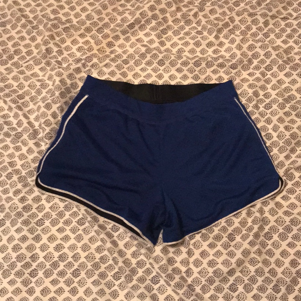 Reversible running shorts